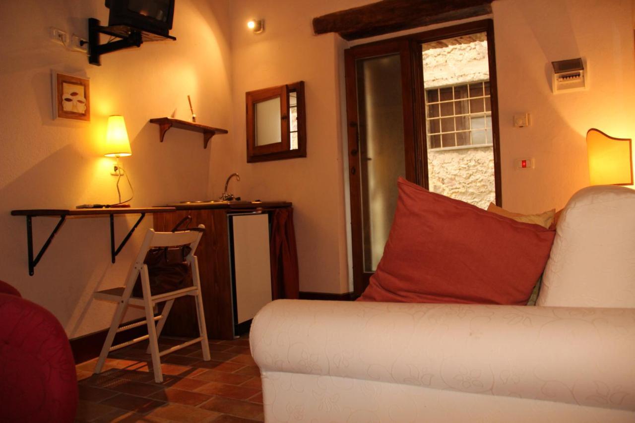 Trilocale Nel Centro Storico Apartman Montemerano Kültér fotó