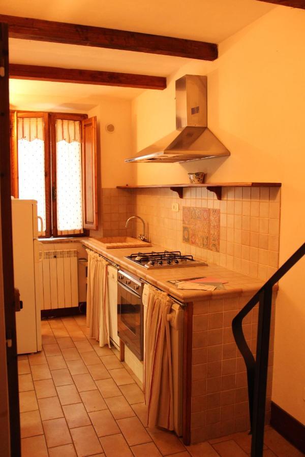 Trilocale Nel Centro Storico Apartman Montemerano Kültér fotó
